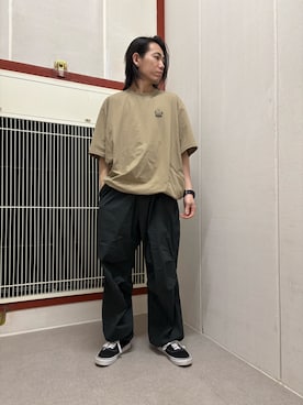 「URBAN RESEARCH DOORS（アーバンリサーチドアーズ）のアイテム（Tシャツ/カットソー、ベージュ系）」を使った、mune15さん（メンズ・169cm）の春コーディネート