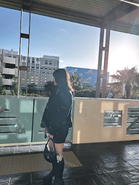 「アイテム（ムートンコート）」を使った、ayachi28さん（レディース・160cm）の冬コーディネート