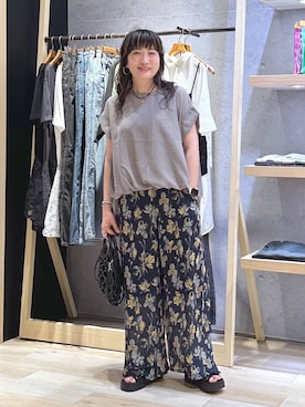 「LEPSIM（レプシィム）の楊柳柄イージーパンツ　290321（その他パンツ、ブルー系）」を使った、haru.さん（レディース・160cm）の夏コーディネート