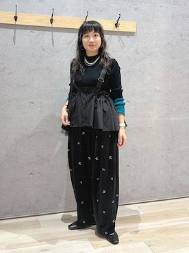 「LEPSIM（レプシィム）のマシュマロベロア刺繍パンツ　1047000（その他パンツ、ブラック系）」を使った、haru.さん（レディース・160cm）の秋コーディネート