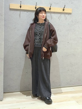 「LEPSIM（レプシィム）のスニーカーローファー　1042668（ローファー、ブラック系）」を使った、haru.さん（レディース・160cm）の秋コーディネート