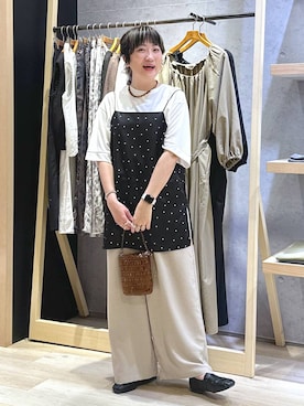 「LOWRYS FARM（ローリーズファーム）のステンレスｈｏｏｐピアス　588509（ピアス（両耳用）、ゴールド系）」を使った、haru.さん（レディース・160cm）の春コーディネート