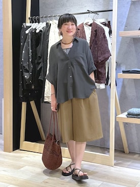 「LOWRYS FARM（ローリーズファーム）のステンレスｈｏｏｐピアス　588509（ピアス（両耳用）、ゴールド系）」を使った、haru.さん（レディース・160cm）の夏コーディネート
