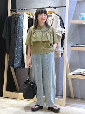 「LOWRYS FARM（ローリーズファーム）のステンレスｈｏｏｐピアス　588509（ピアス（両耳用）、ゴールド系）」を使った、haru.さん（レディース・160cm）の夏コーディネート
