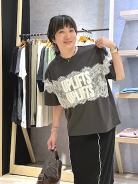 「LOWRYS FARM（ローリーズファーム）のステンレスｈｏｏｐピアス　588509（ピアス（両耳用）、ゴールド系）」を使った、haru.さん（レディース・160cm）の夏コーディネート