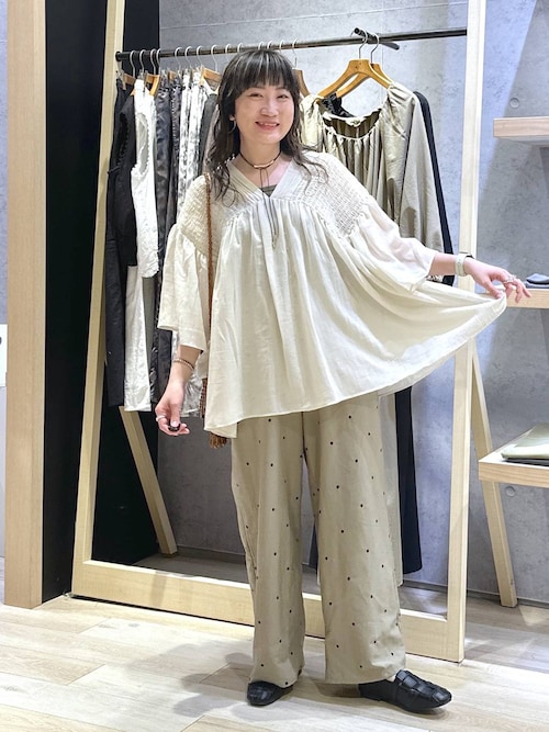 ドット刺繍パンツ 646561（その他パンツ）｜LEPSIM（レプシィム）の