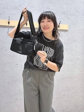 「LEPSIM（レプシィム）のカラービーズショートネックレス　1023666（ネックレス、ブルー系）」を使った、haru.さん（レディース・160cm）の夏コーディネート