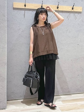 「LOWRYS FARM（ローリーズファーム）のステンレスｈｏｏｐピアス　588509（ピアス（両耳用）、ゴールド系）」を使った、haru.さん（レディース・160cm）の夏コーディネート