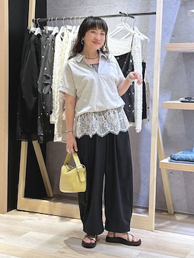 「LOWRYS FARM（ローリーズファーム）のステンレスｈｏｏｐピアス　588509（ピアス（両耳用）、ゴールド系）」を使った、haru.さん（レディース・160cm）の夏コーディネート