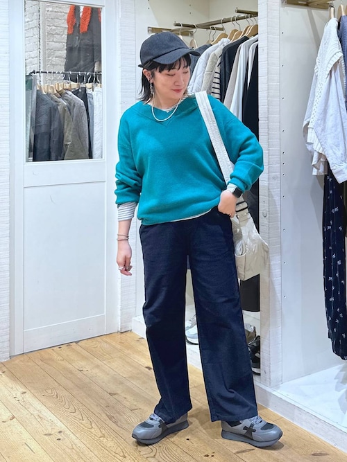 AG PRIMA ストレッチパンツ　ネイビー　24サイズ スマートシルエットの超軽量ストレッチパンツ/スリムフィット
