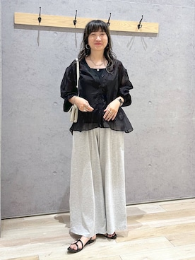 「LEPSIM（レプシィム）のアンクルストラップフラットサンダル　311672（サンダル、ブラック系）」を使った、haru.さん（レディース・160cm）の夏コーディネート