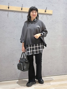 「LEPSIM（レプシィム）のスニーカーローファー　1042668（ローファー、ブラック系）」を使った、haru.さん（レディース・160cm）の秋コーディネート