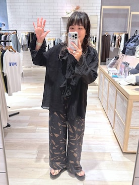 「LOWRYS FARM（ローリーズファーム）のステンレスｈｏｏｐピアス　588509（ピアス（両耳用）、ゴールド系）」を使った、haru.さん（レディース・160cm）の夏コーディネート
