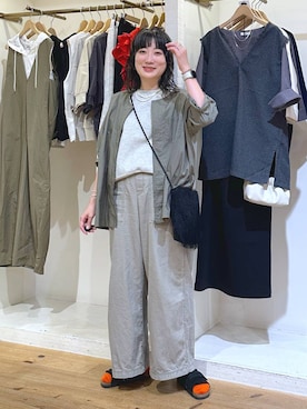 「アイテム（バングル/リストバンド）」を使った、haru.さん（レディース・160cm）の秋コーディネート