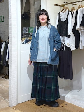 「アイテム（バングル/リストバンド）」を使った、haru.さん（レディース・160cm）の秋コーディネート