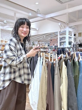 「アイテム（デニムジャケット）」を使った、haru.さん（レディース・160cm）の秋コーディネート