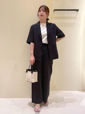 「アイテム（テーラードジャケット）」を使った、rinaさん（レディース・155cm）の夏コーディネート