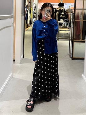 「LEPSIM（レプシィム）のベルトバックルクッションサンダル　638815（サンダル、ブラック系）」を使った、sereaさん（レディース）の夏コーディネート