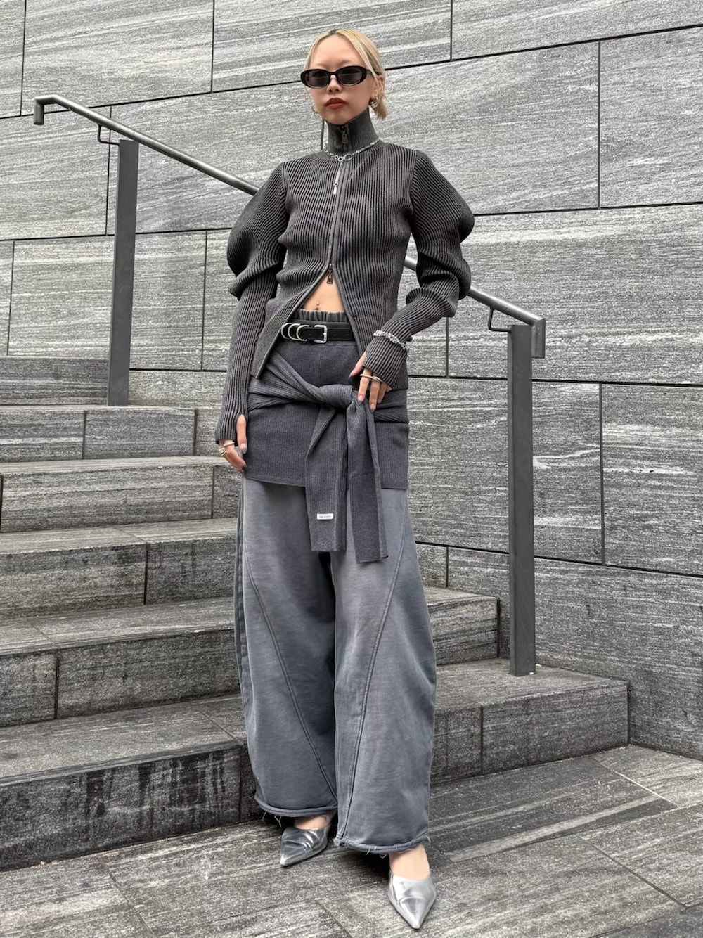 JOSE MOON（ジョゼムーン）の「D BELT with PEARL/ディーベルトウィズ