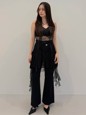 「JOSE MOON（ジョゼムーン）のPEPLUM LACE TOPS/ペプラムレーストップス（キャミソール、ブラック系）」を使った、JOSE MOONさん（レディース・159cm）の秋コーディネート