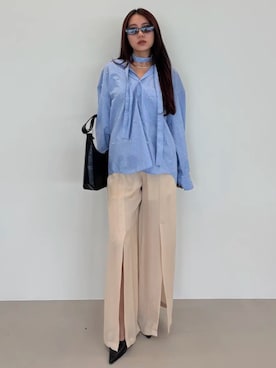 「JOSE MOON（ジョゼムーン）のREPOS OVER BOWTIE SHIRT with BIJOU/リポスオーバーボウタイシャツwithビジュー（シャツ/ブラウス、ブルー系）」を使った、JOSE MOONさん（レディース・159cm）の秋コーディネート