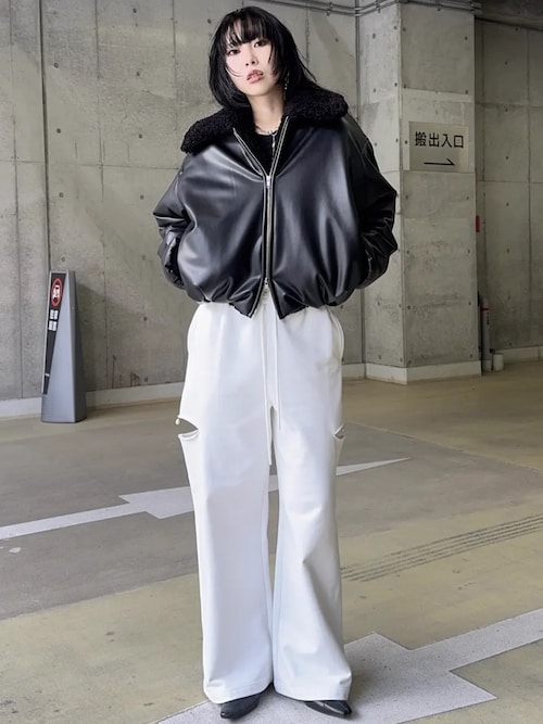 SLIT SWEAT PANTS with PEARL/スリットスウェットパンツウィズパール
