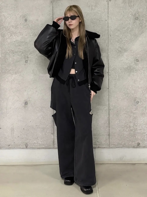 SLIT SWEAT PANTS with PEARL/スリットスウェットパンツウィズパール