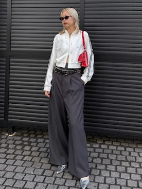 「アイテム（ジャージ）」を使った、JOSE MOONさん（レディース・163cm）の冬コーディネート