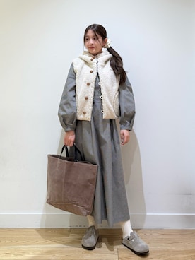 「アイテム（ベスト）」を使った、あきらさん（レディース・149cm）の秋コーディネート