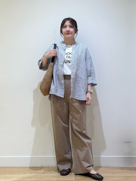 「URBAN RESEARCH DOORS（アーバンリサーチドアーズ）の『一部WEB限定カラー』FORK&SPOON　フロッキーロゴショートスリーブTシャツ（Tシャツ/カットソー、その他）」を使った、あきらさん（レディース・149cm）の春コーディネート