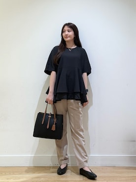 「URBAN RESEARCH DOORS（アーバンリサーチドアーズ）のストレッチテーパードイージーパンツ（その他パンツ、ベージュ系）」を使った、あきらさん（レディース・149cm）の夏コーディネート