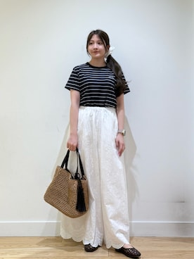 「URBAN RESEARCH DOORS（アーバンリサーチドアーズ）のORCIVAL　EMBROIDERY SHORT-SLEEVE T-SHIRTS（Tシャツ/カットソー、ブルー系）」を使った、あきらさん（レディース・149cm）の春コーディネート