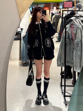 「SLY（スライ）のアイテム」を使った、永田紗也佳さん（レディース・156cm）の冬コーディネート