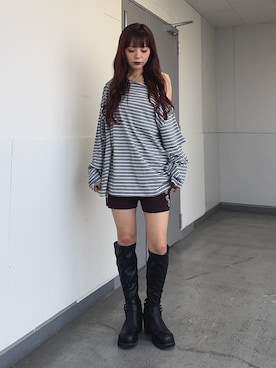 「SLY（スライ）のアイテム（スラックス）」を使った、永田紗也佳さん（レディース・156cm）の春コーディネート