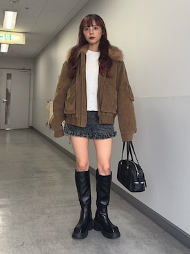 「アイテム（スラックス）」を使った、永田紗也佳さん（レディース・156cm）の秋コーディネート