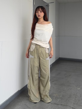 「SLY（スライ）のONE SHOULDER CUT TOPS ワンショルダーカットトップス 夏服 秋服（Tシャツ/カットソー、ホワイト系）」を使った、永田紗也佳さん（レディース・156cm）の夏コーディネート