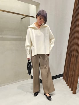 「人気アイテムをチェック！」｜「アイテム（スラックス）」を使った、AZさん（レディース・165cm）の冬コーディネート