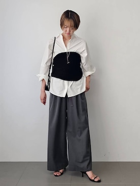 「ADD CULUMN（アドカラム）のBARNYARDSTORM / ADDCULUMN(アドカラム) / FIGRE ボディBAG（ショルダーバッグ）」を使った、AZさん（レディース・165cm・30代）の夏コーディネート