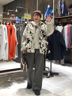 「アイテム（パーカー）」を使った、カワモトさん（レディース・162cm・30代）の秋コーディネート