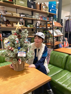 「アイテム（インテリア）」を使った、カワモトさん（レディース・162cm）の秋コーディネート