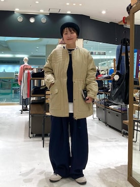 「アイテム（財布）」を使った、カワモトさん（レディース・162cm）の秋コーディネート