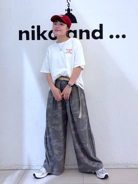 「niko and...（ニコアンド）のトロットカモフライージーパンツ（その他パンツ、グリーン系）」を使った、カワモトさん（レディース・162cm）の夏コーディネート