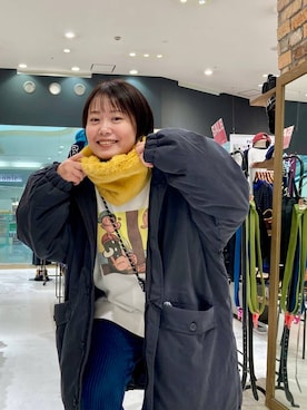 「アイテム（ネックウォーマー/スヌード）」を使った、カワモトさん（レディース・162cm）の冬コーディネート