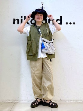 「アイテム（ハット）」を使った、カワモトさん（レディース・162cm）の夏コーディネート
