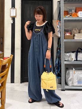 「niko and...（ニコアンド）のコットンレーススリーブロゴＴシャツ（Tシャツ/カットソー、グレー系）」を使った、カワモトさん（レディース・162cm）の夏コーディネート