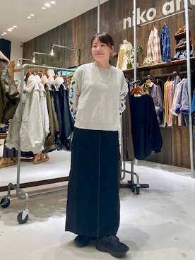 「アイテム（ボストンバッグ）」を使った、カワモトさん（レディース・162cm・30代）の秋コーディネート