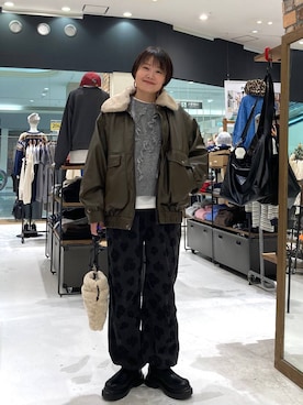 「アイテム（ショルダーバッグ）」を使った、カワモトさん（レディース・162cm・30代）の秋コーディネート