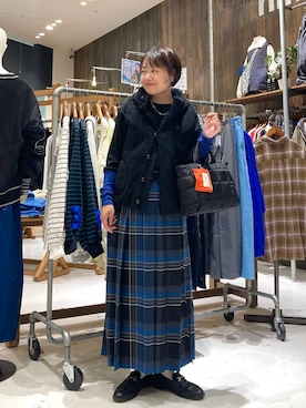 「niko and...（ニコアンド）のカシミヤ混配色ニットプルオーバー（ニット/セーター）」を使った、カワモトさん（レディース・162cm）の秋コーディネート