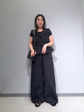 「LOWRYS FARM（ローリーズファーム）のペプラムキャミサロペ 661554（背带裤、ブラック系）」を使った、manaさん（レディース・153cm）の夏コーディネート