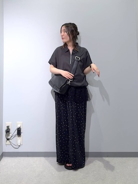 「LEPSIM（レプシィム）の【お気に入り登録数3万突破】【500mlペットボトルも入る】フラップボディバッグ　574895（单肩包、ブラック系）」を使った、manaさん（レディース・153cm）の夏コーディネート